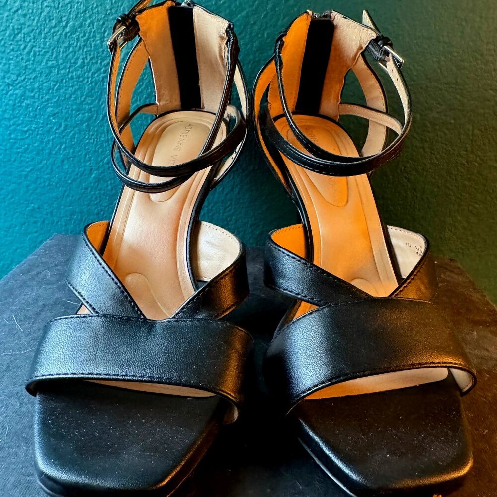 Adrienne Vittadini Xalt Sandal